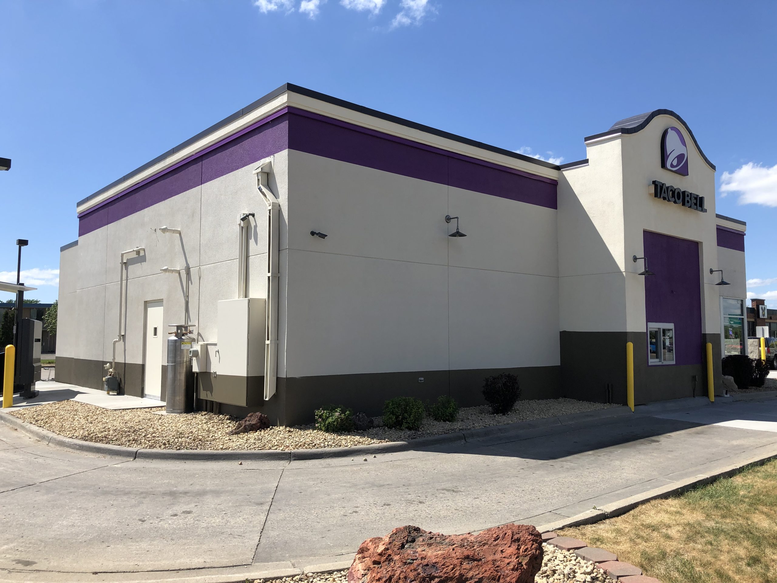 SHOP VISITS ASSURE EXCELLENCE IN BORDER'S TACO BELLS - Border Foods